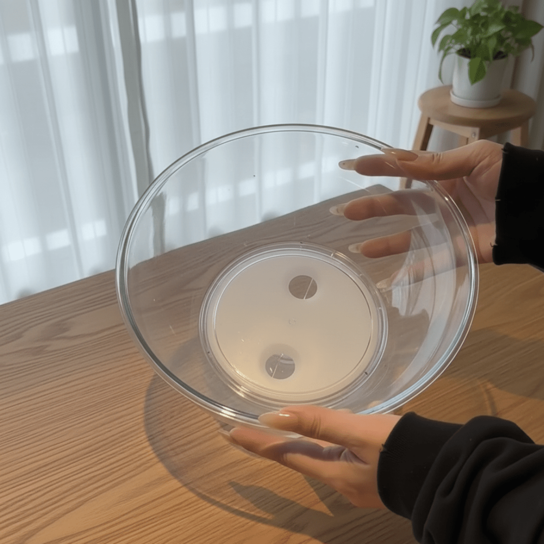 Transparent Salad Bowl with Lid and Integrated Ice Pack(2.8L)